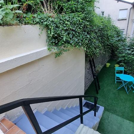 Appartement Rethel - Netflix - Marc & Cecile Exterior photo