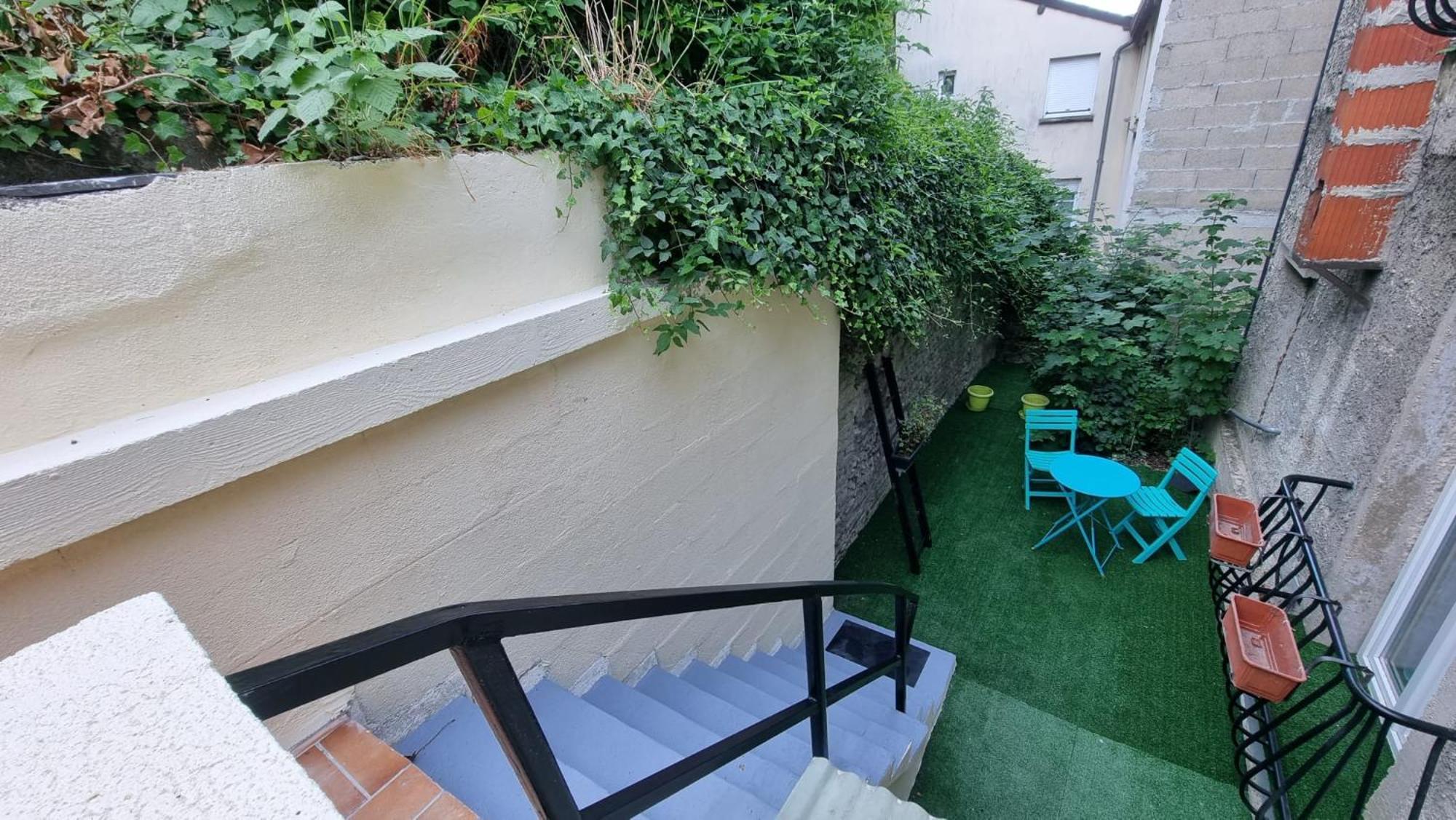 Appartement Rethel - Netflix - Marc & Cecile Exterior photo